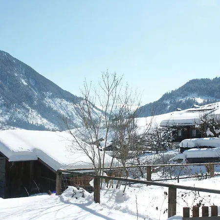 شقة Am Ryschbaechli By Interhome